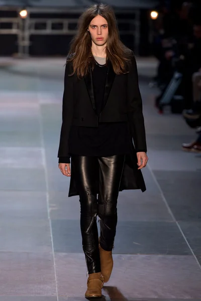 Look 36